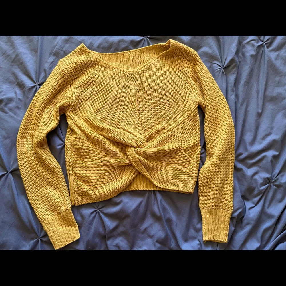 SHEIN Front-knot Cropped Knit Sweater 🧶